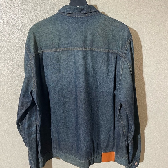 Sold - Picture 2 of 6